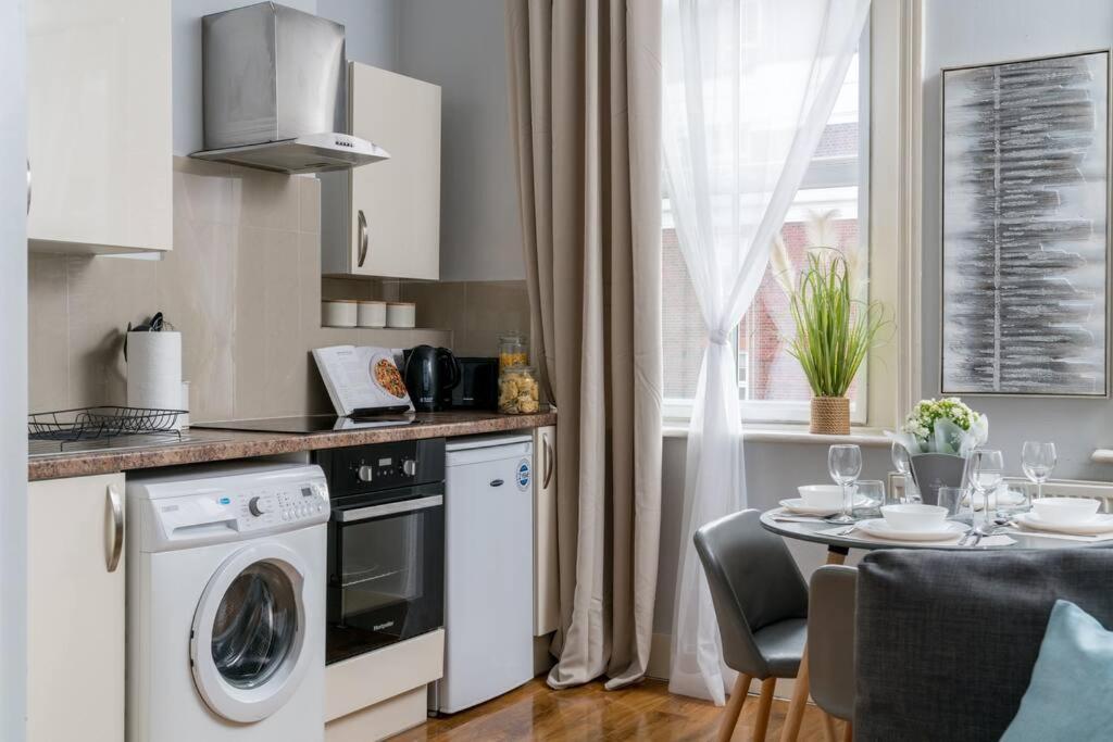 Апартаменты Cozy 1 Bed For 4 Paddington Лондон Экстерьер фото